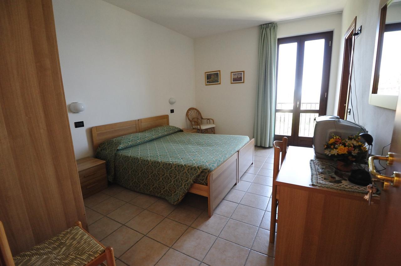 Hotel San Remo San Zeno di Montagna Phòng bức ảnh